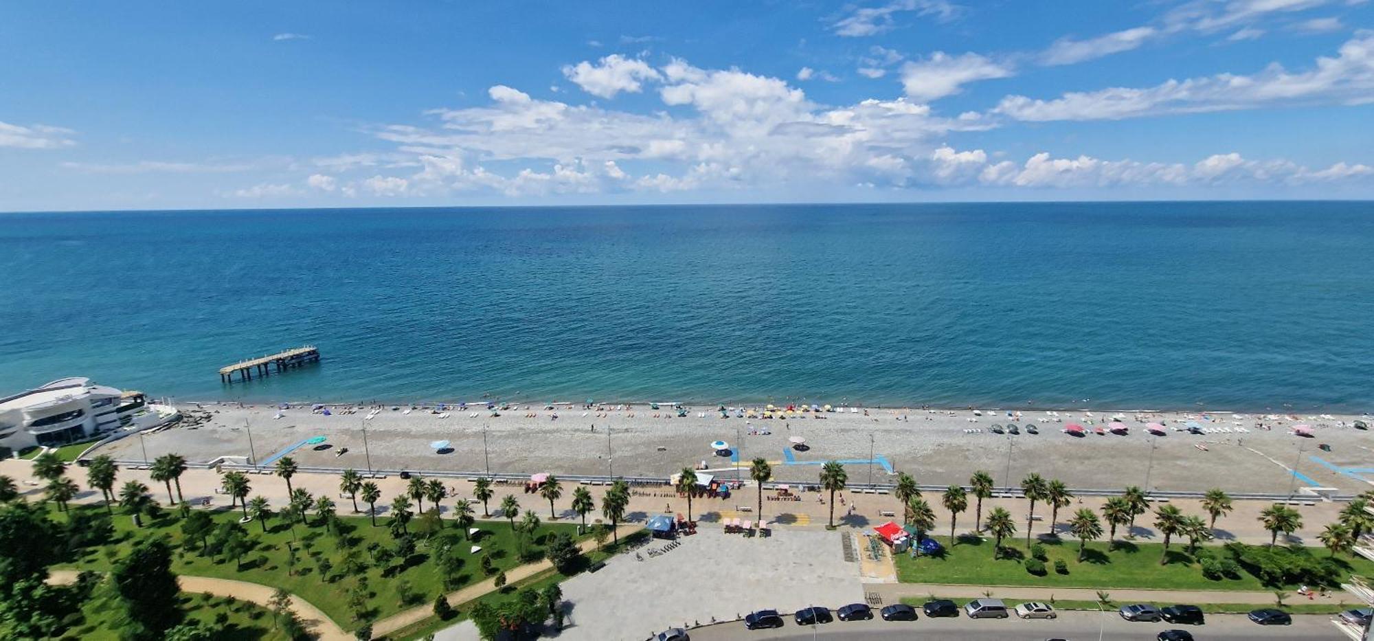 Your Beach Tower バトゥーミ 部屋 写真