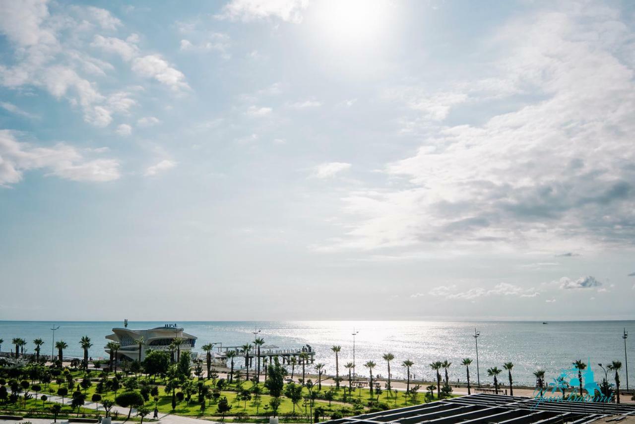 Your Beach Tower バトゥーミ エクステリア 写真